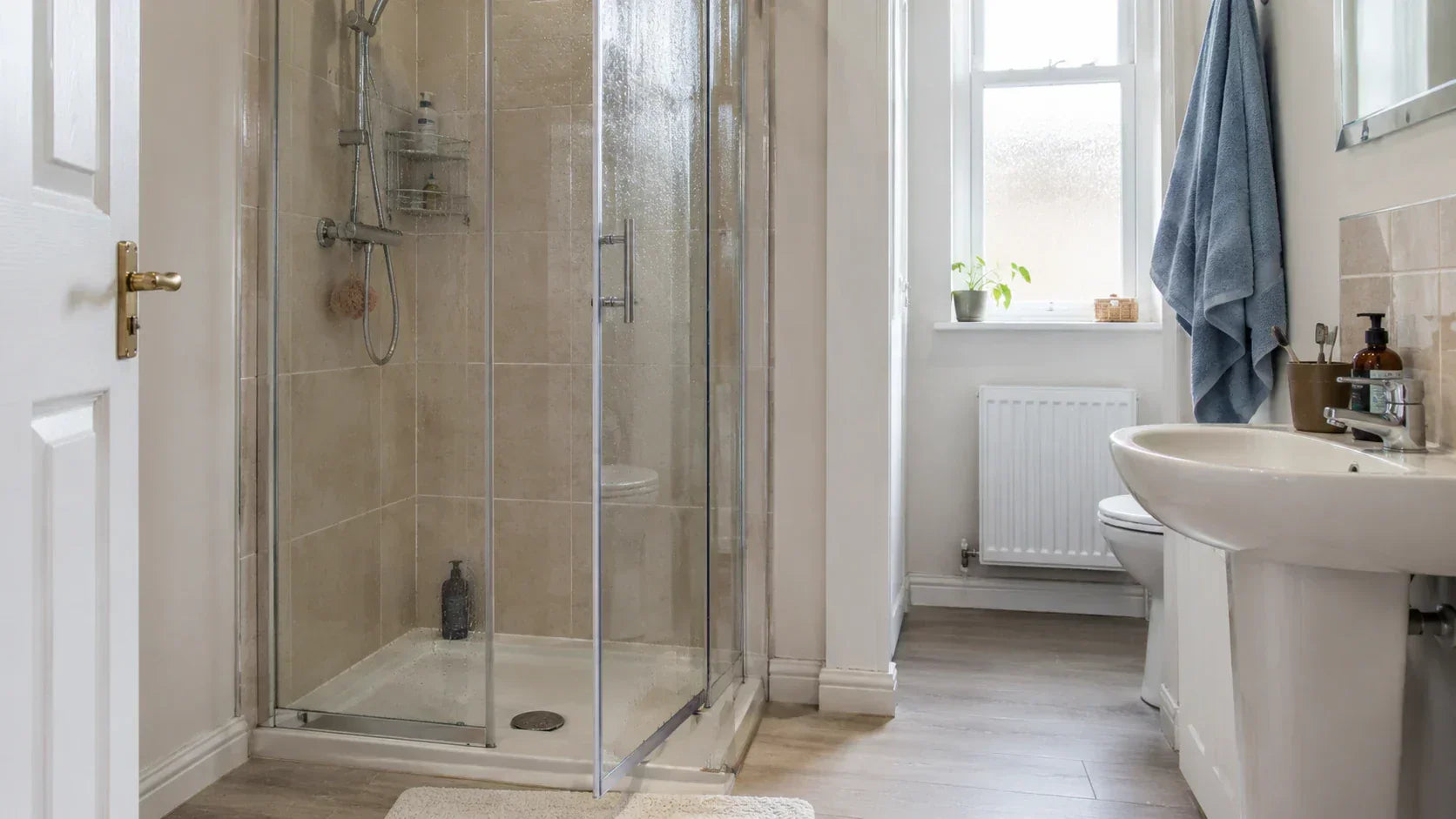 Should You Leave the Shower Door Open or Closed After a Shower? – Simba  International Limited
