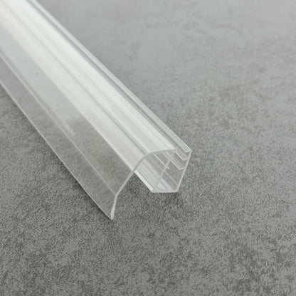 High-resolution detail of the S810DTL crystal-clear body and robust side fins, demonstrating superior optical purity and structural flexibility suitable for any shower enclosure configuration regardless of door style.