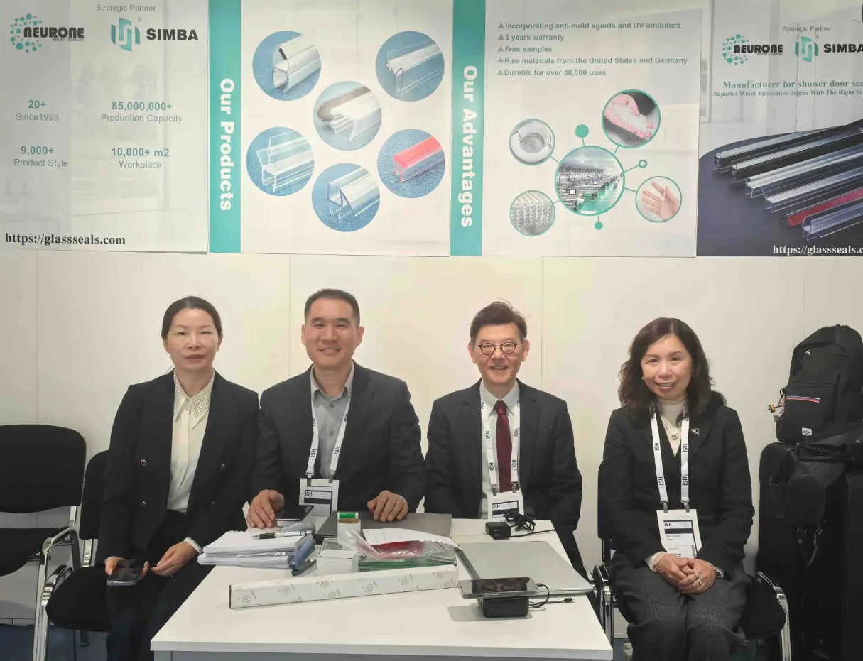 SIMBA's team of experts, group photo at the German exhibition