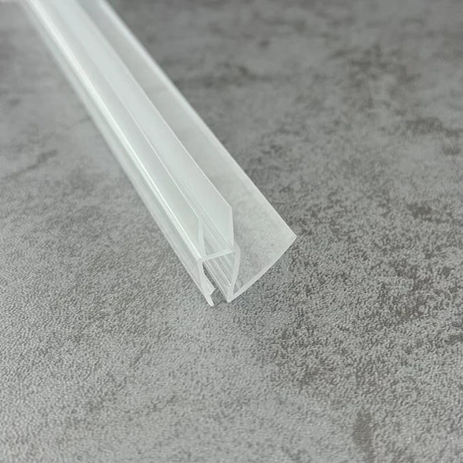 Angled view of the VB10 bottom seal showing the 17mm rigid water deflector and soft twin fins