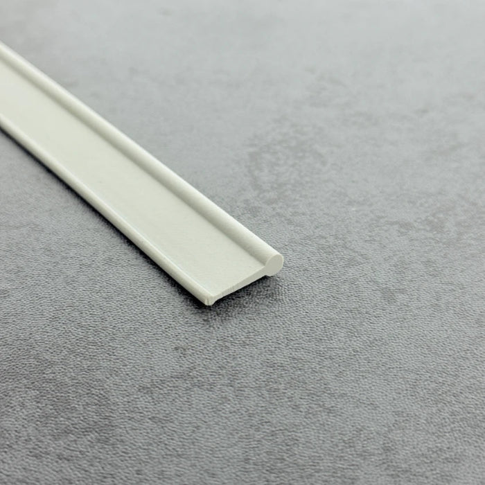 Close-up of the soft white PVC VF005 round bead bottom seal profile